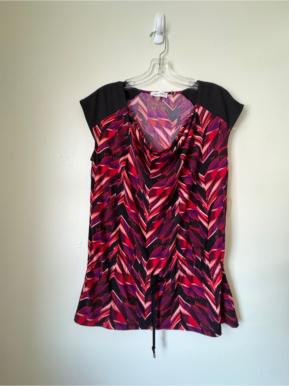 Calvin Klein Abstract Chevron Cowl Neck Tunic Size S - Picture 2 of 5